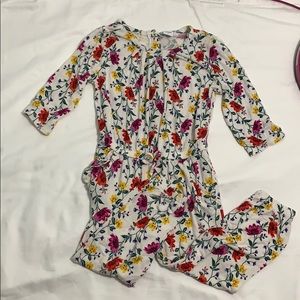 🌈 Floral Romper with Buttons in Back